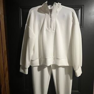 NWOT-Philosophy White Track Pants and Pullover Set-pants PL, Top-PXL